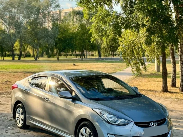 Фото: Продаю Hyundai Elantra MD 2012