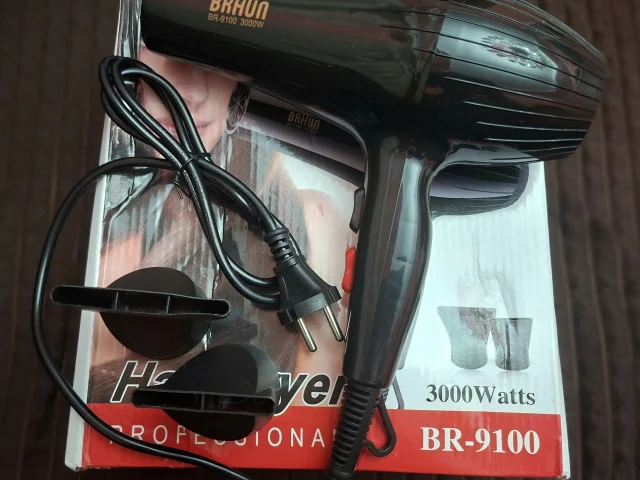 Фото: Фен Braun BR-9100, 3000 Вт — новый