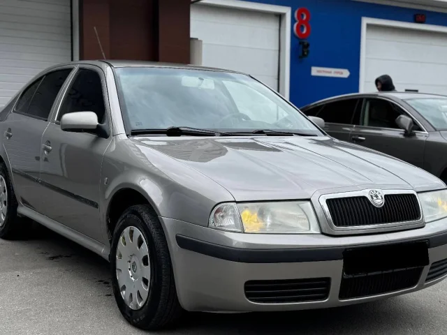 Фото: Продам Skoda Octavia Tour 1.6