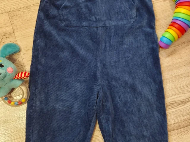 Фото: Полукомбинезон вельветовый Artie, 80 р.