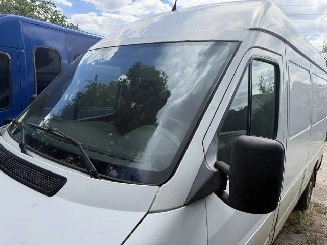 Фото: Продаётся Mercedes-Benz Sprinter Classic, 2015 года выпуска, грузовой фургон, категория B/N1