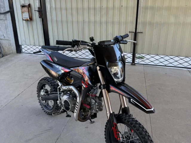 Фото: Питбайк JHL MK 125 — 125 см³