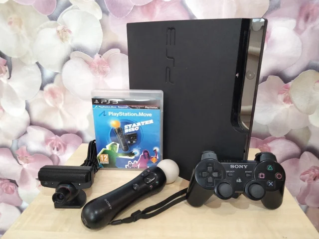 Фото: Приставка Sony PlayStation-3slim. Стабильная прошивка EVILNAT. Любые игры скачиваются из интернета бесплатно ( PS3, PS2,