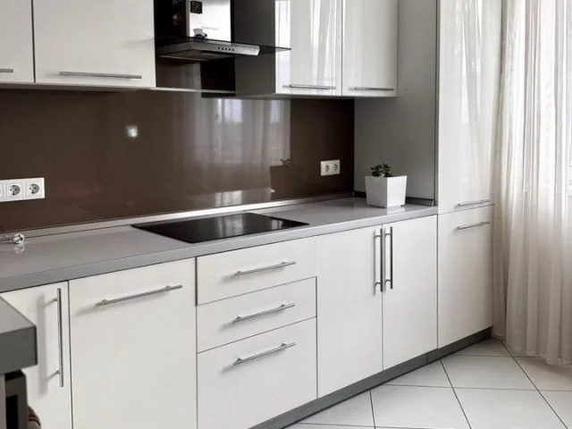 Фото: 🏡 Сдается уютная видовая 1-комнатная квартира в Ворошиловском районе Донецка!