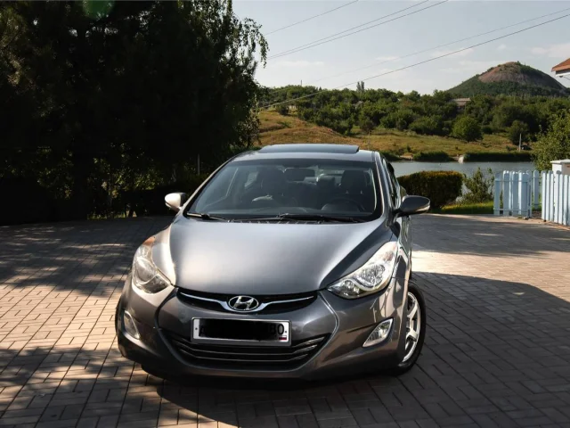 Фото: _Hyundai_Elantra