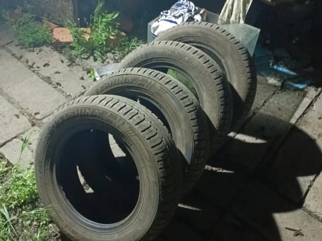 Фото: Продам резину лето почти новую 175/65 r14 belshina откатал 2 месяца, шишек, латок и тд. нет