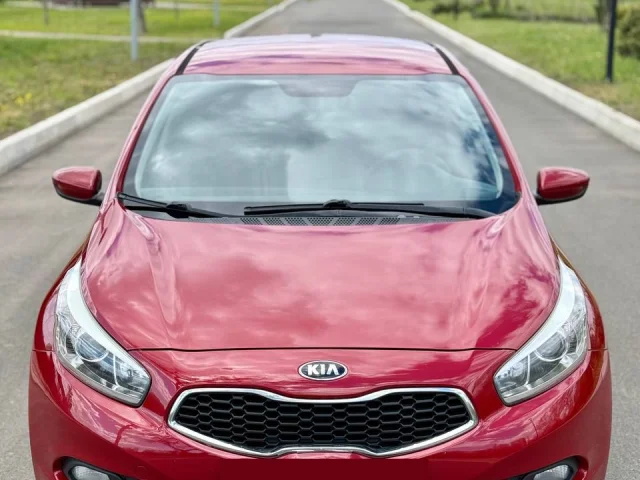 Фото: Продам KIA Ceed бензин