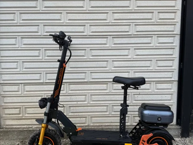 Фото: Продам самокат Kugoo M5 Pro. Мощность 1000W. Запас хода 50-60 км. Максимальная скорость: 60 км/час. Самокат в отличном с