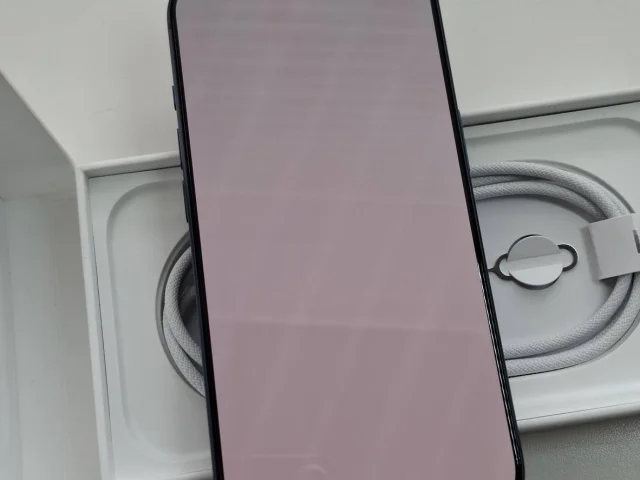 Фото: 💙Продам iPhone 17 pro 256 deep blue sim/esim💙