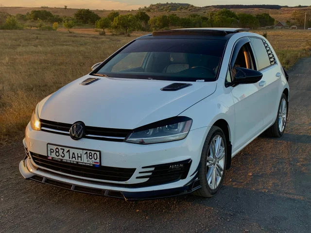 Фото: VOLKSWAGEN GOLF 7