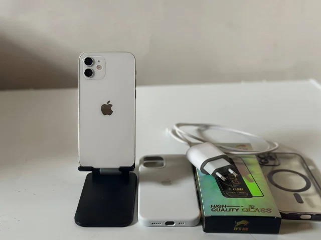 Фото: Продаю iPhone 12 🤍