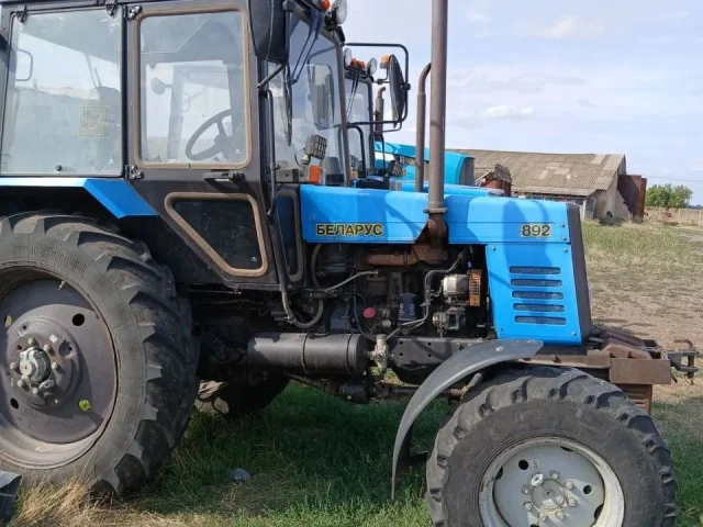 Фото: ПРОДАМ ТРАКТОР 892— ГОТОВ К РАБОТЕ!
