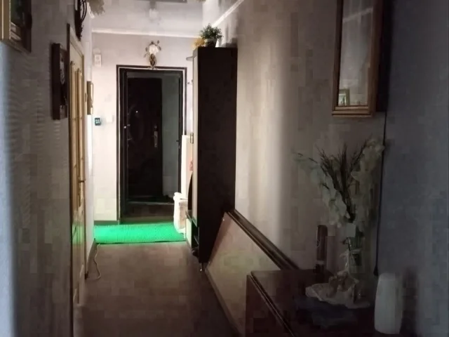 Фото: Горловка!!! Продаётся 3-х комнатная квартира, ж/м Строитель ул. Москаленко 19, 9/9, крыша не течёт, комнаты раздельные, 