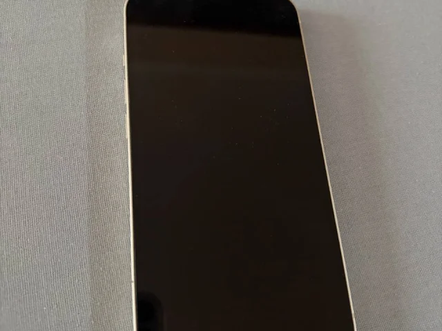 Фото: Продам IPhone 13 128Гб