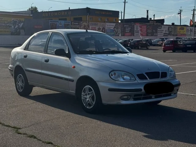 Фото: Двигатель: 1.3