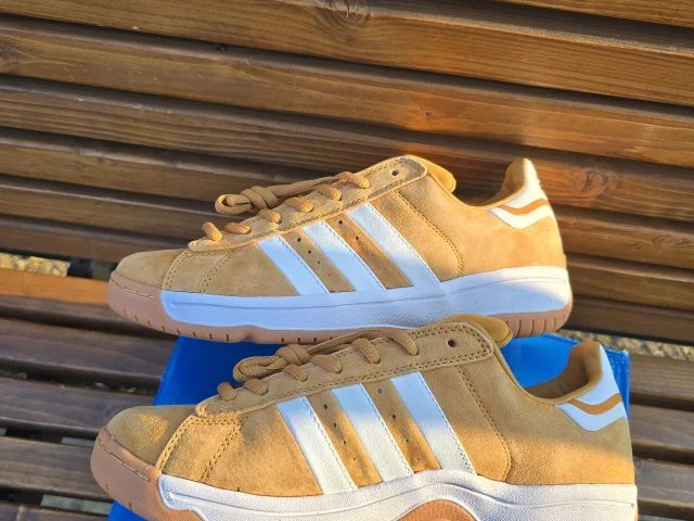 Фото: ПРОДАМ Adidas Campus — песочная замша в ретро-стиле, идеально на каждый день 💛