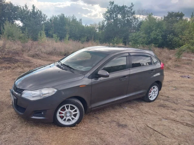 Фото: Zaz Forza/ЗАЗ Форза (Chery Bonus/Very в РФ)