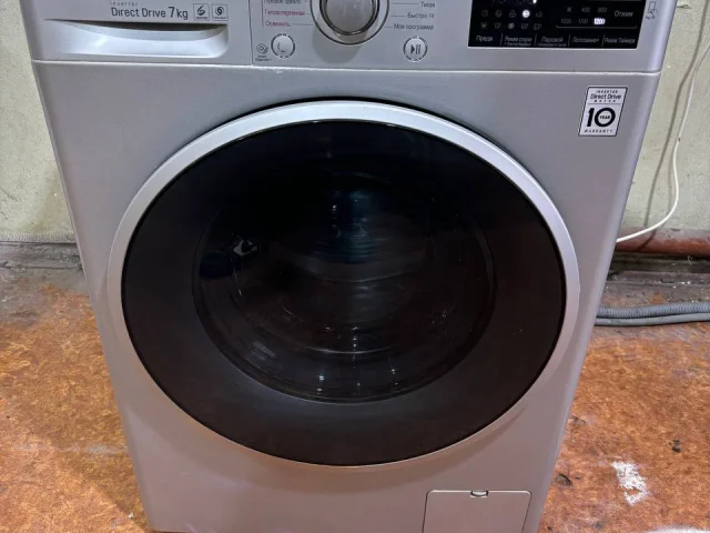 Фото: Продаю стиральную машину LG на 7КГ загрузки белья и 1200оборотов. ✅Машинка имеет датчик загрузки белья, прямой привод, с