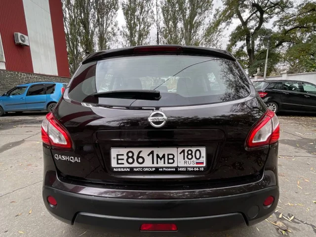 Фото: Nissan Nissan Qashqai эксплуатация 2012 г. мотор 2 литра Пробег 69.500т маленький машина стояла 6 лет в гараже. От одног