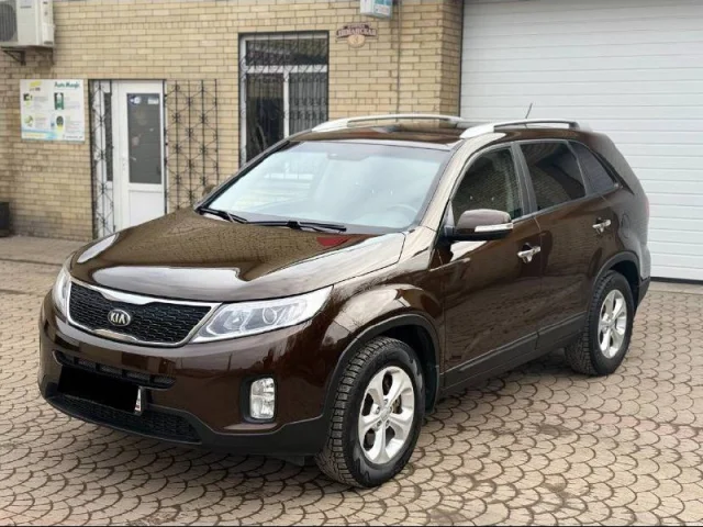Фото: Kia Sorento