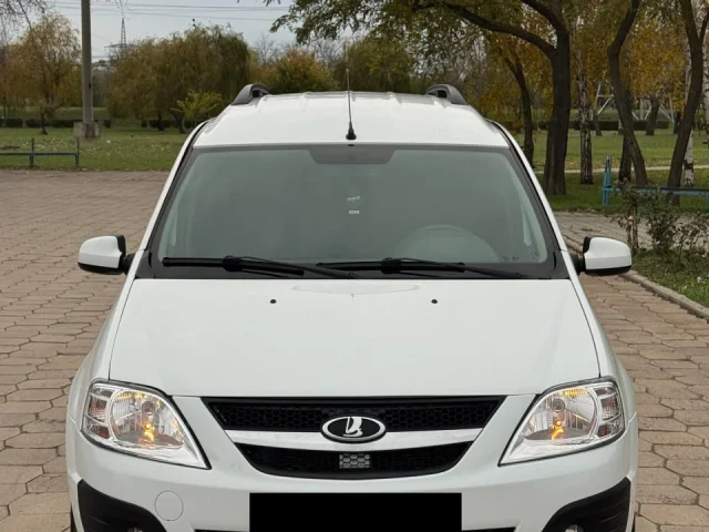 Фото: Продаю Lada Largus 2013 года, 7 мест