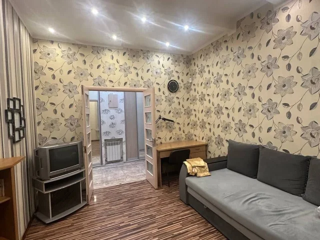 Фото: Сдается двухкомнатная квартира в Калининском районе по адресу: улица Марии Ульяновой. 🏢