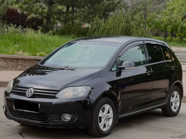 Фото: 🚗 Volkswagen Golf Plus
