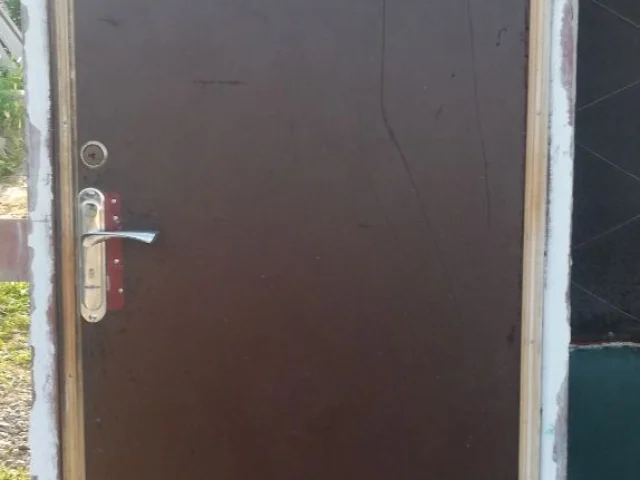 Фото: ПРОДАМ ДВЕРИ МЕТАЛЛИЧЕСКИЕ