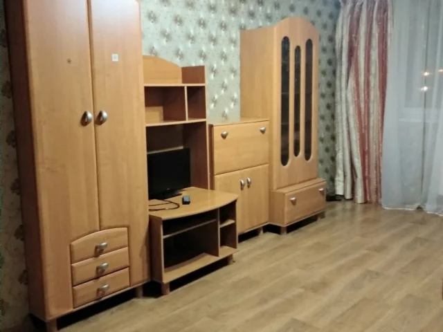 Фото: Сдается 1 Комн.кв,Кировский район, Площадь свободы