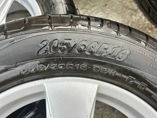 Фото: продам диски suzuki в идеальном состоянии с очень хорошей резиной Cordiant Road Runner. лето разболтовка 5x114’3 все воп
