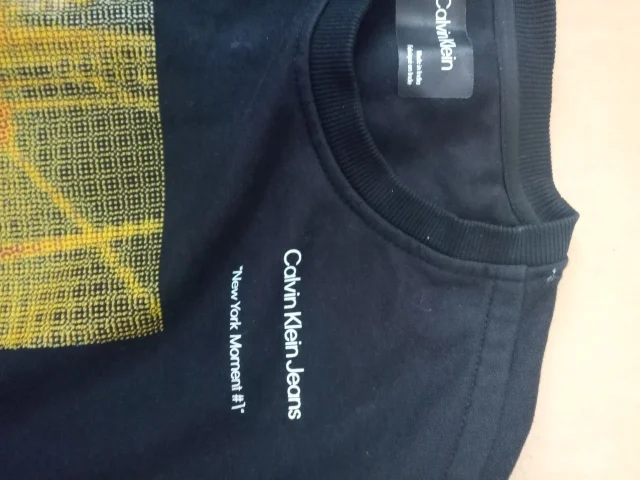 Фото: Свитшот новый мужской Calvin Klein Индия х/б ( оригинал) р 52-54 цвет черный 3500₽ Луганск