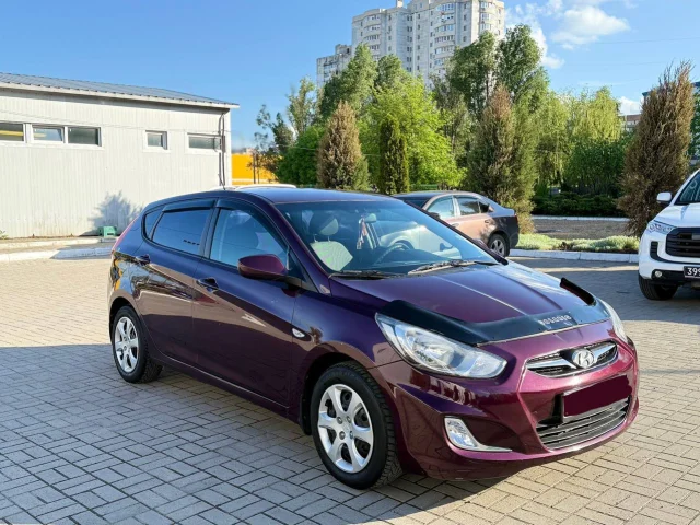 Фото: Hyundai Solaris 2012 года механика