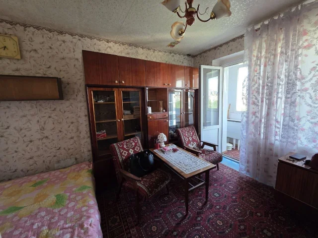 Фото: Продам 1-комнатную квартиру на Щетинина. Площадь 20 кв.м. (малосемейка), 9 этаж. Квартира ухоженная, подъезд чистый, кры