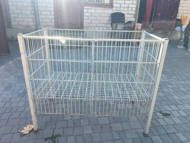 Фото: Продам 2 корзины для распродажи. Цена за две 5000₽, находятся в Геническе. Звонить