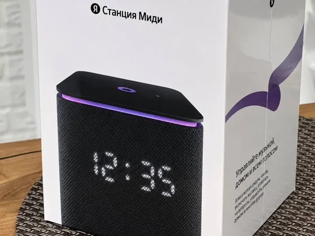 Фото: Продам Яндекс Станцию Миди