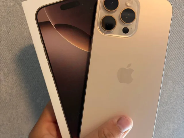 Фото: iPhone 16 pro max 256gb