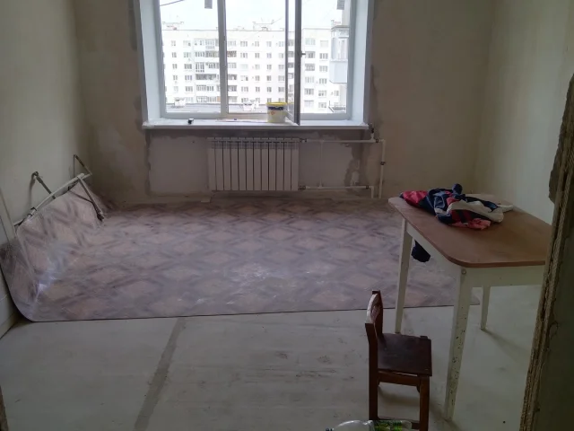 Фото: Продаётся четырехкомнатная комнатная квартира в Северодонецке под ваш ремонт