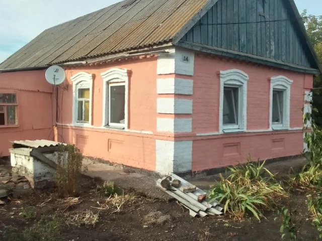 Фото: 😀 ПРОДАЁТСЯ УЮТНЫЙ БЛАГОУСТРОЕННЫЙ ДОМ В С. ДМИТРОВКА, БЕРДЯНСКОГО Р-Н