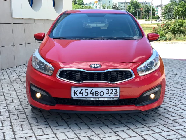 Фото: KIA CEED 2015г. 1.6