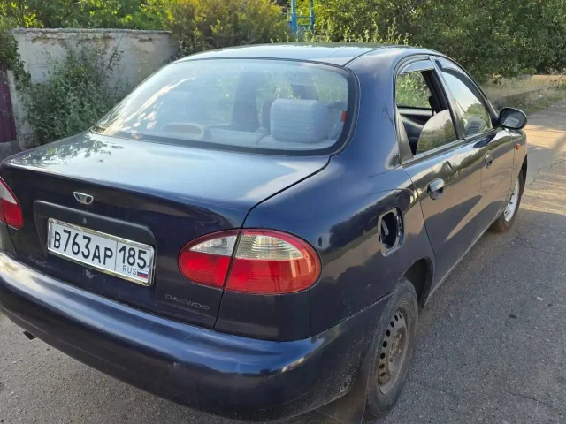 Фото: Продам lanos мотор шестнадцатиклапанный коробка не выбивает дно целое на полном ходу цена 165 000 руб. торг у капота нах