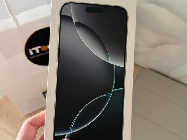 Фото: 📱 Apple iPhone 16 Pro Max, 256 GB