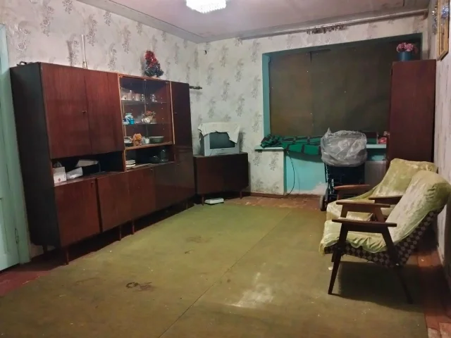 Фото: Продам 2х ком.кв-ру, ул.Спасгородок 6, 1/2, ж/м Комсомолец, р-он пожарной части. Дом кирпичный, ц/отопление, заменены ст
