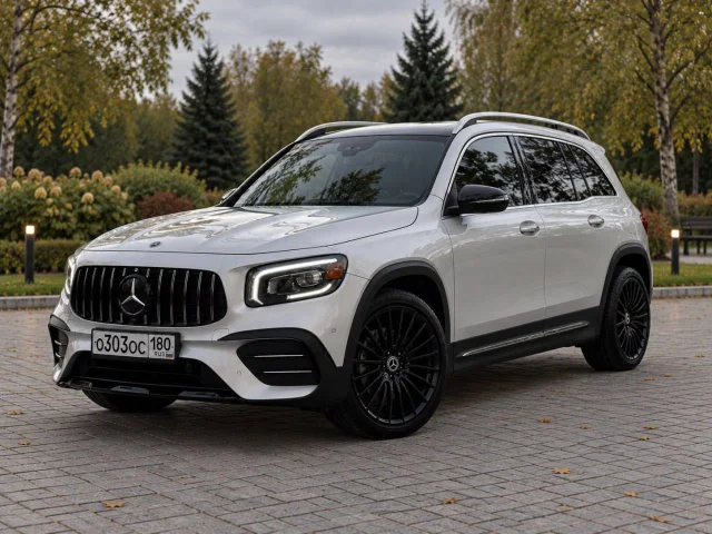 Фото: Mercedes Glb 250