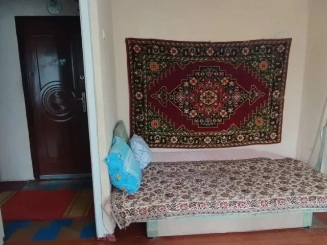 Фото: Продам 1 к квартиру, Донецк, Ленинский район, Аравийская, 2/9, 24м2, окна пластик, жилое, вода есть, цена 1700 000 рубле