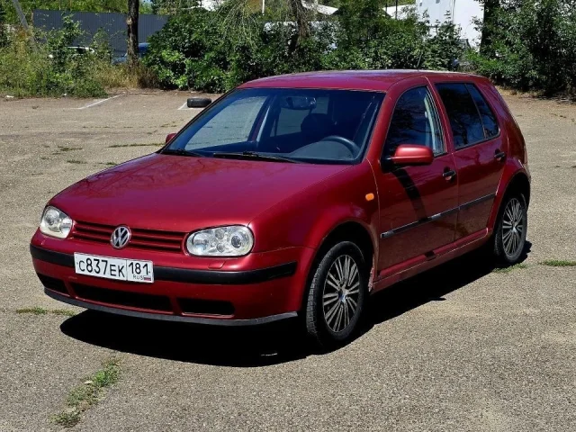 Фото: Марка автомобиля: Volkswagen Golf 4