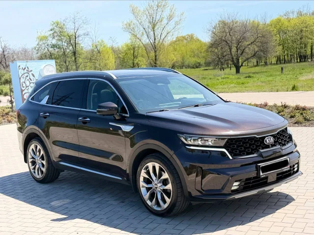 Фото: KIA SORENTO