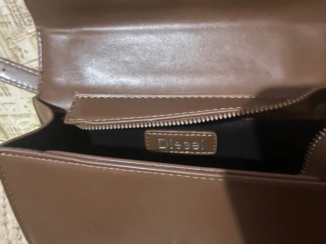Фото: Продам сумку Diesel