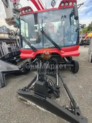 PistenBully 600 W (2010)