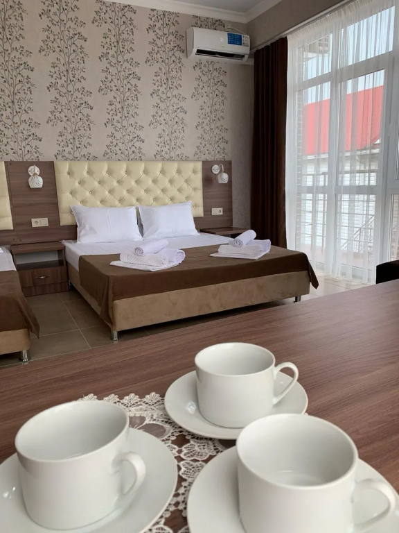 Golden Plaza Guest House — фото 1