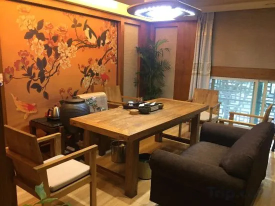 carousel image 1